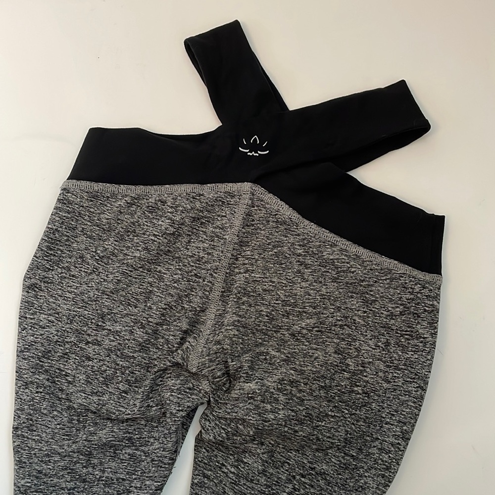 Beyond Yoga East Bound midi leggings